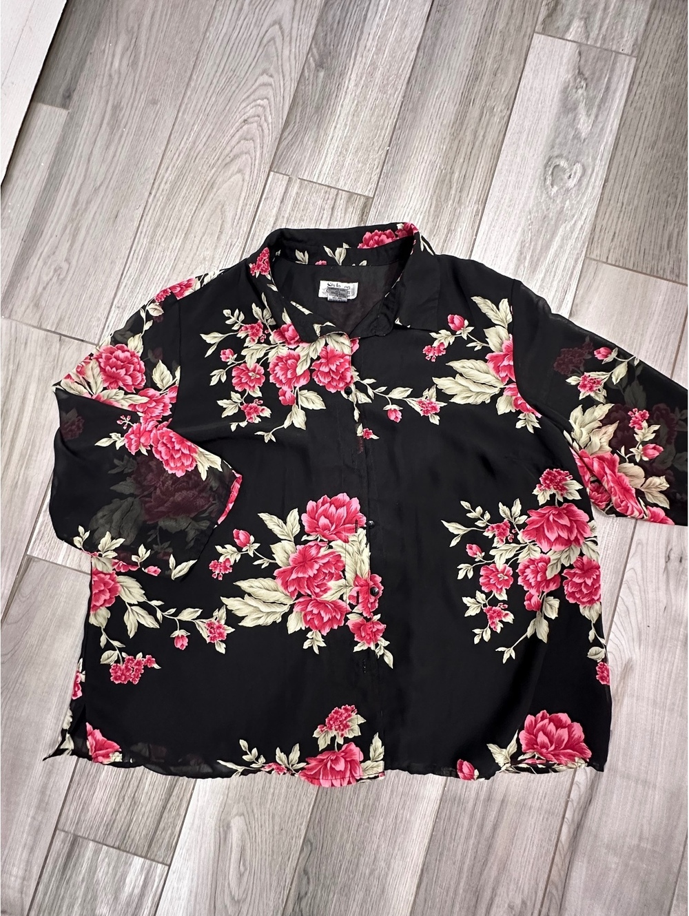 Y2k Style & Co. Women's Black Floral Button-Up Blouse Size 22W